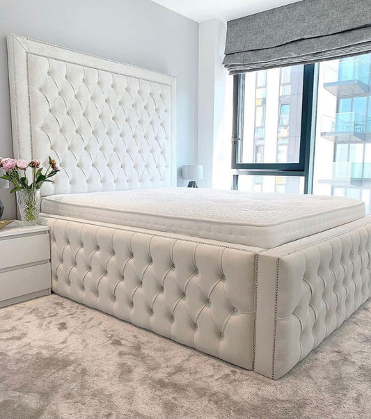 Luxury Elizabeth Upholstered Bed